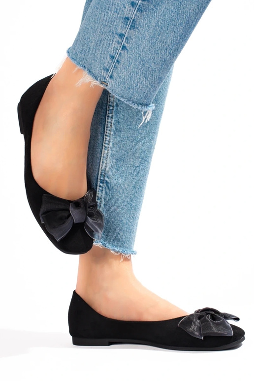 ballerina in camoscio con nastro... ballerina in camoscio con nastro...