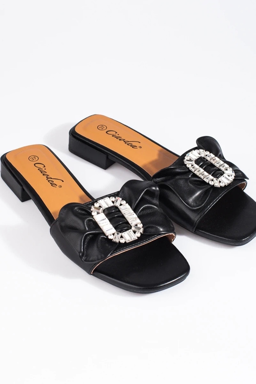 Pantofole nere con nastro Shelovet