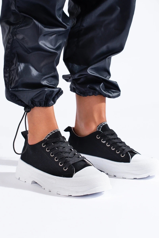 Scarpe modello classico con plateau...