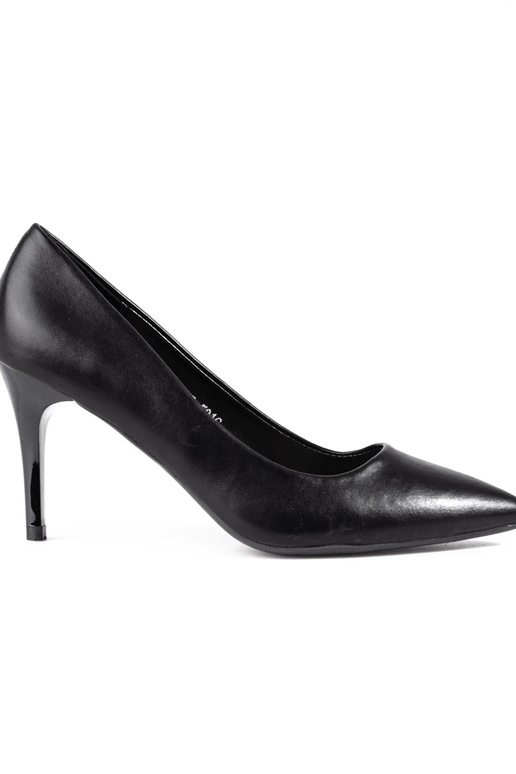 Modello classico tacco alto nero con... Modello classico tacco alto nero con...