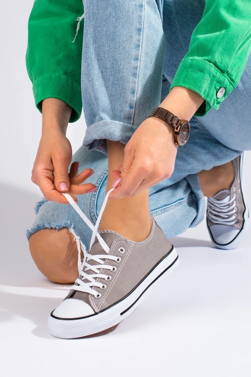 Scarpe grigie modello classico Shelovet