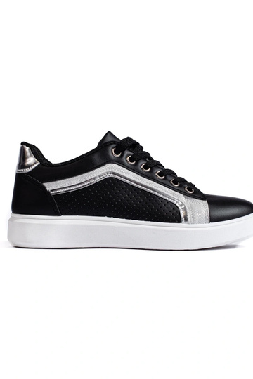 Scarpe sportive del modello...