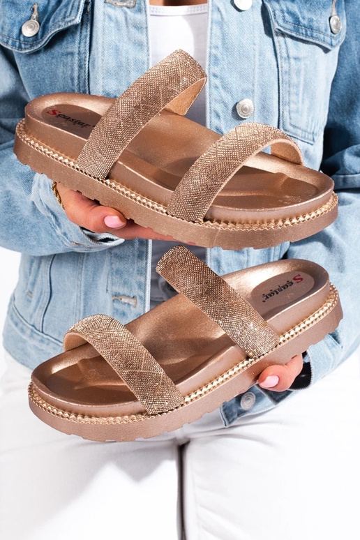 Pantofole da donna con tacco...