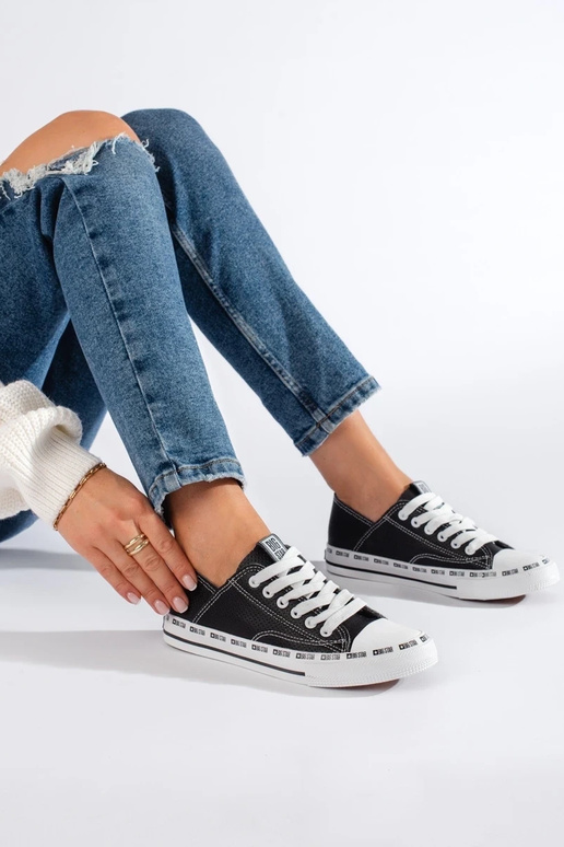 Modello classico Scarpe da donna... Modello classico Scarpe da donna...