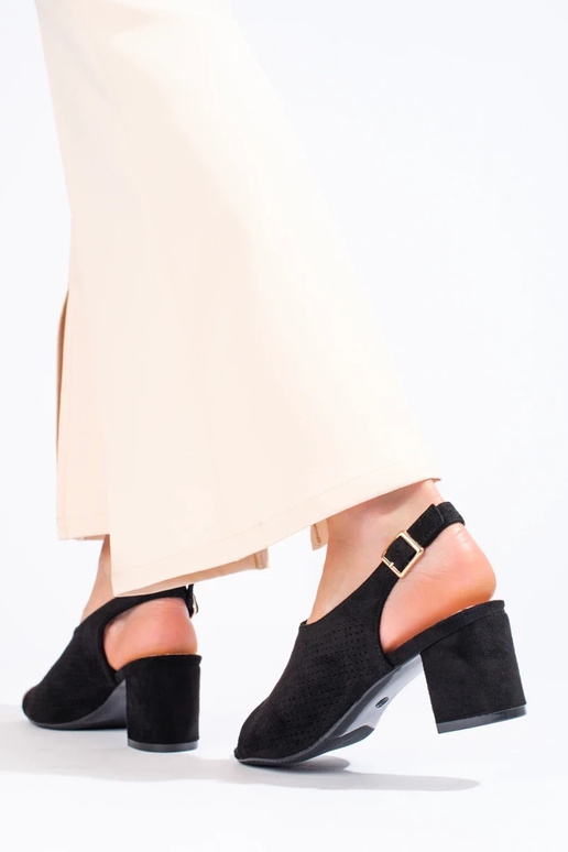 sandali con elementi traforati in...