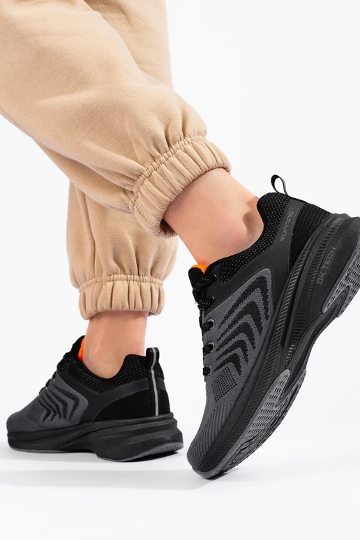 scarpe sportive colore grigio DK