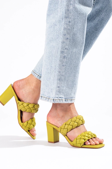 sandali intrecciati verdi... 2
