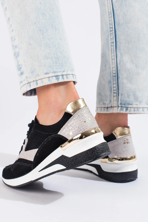 Scarpe da ginnastica modello scarpe...