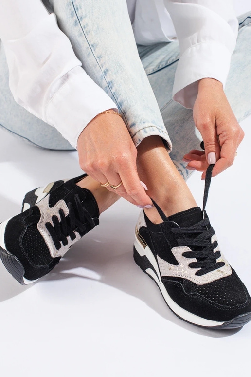 Scarpe da ginnastica modello scarpe...