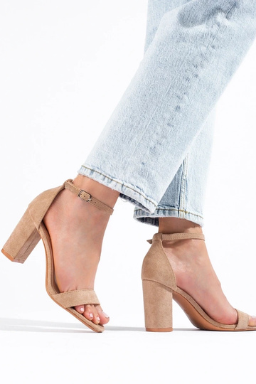 sandali in pelle... 2