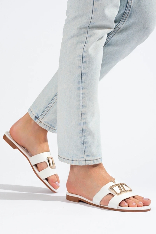 Pantofole dallo stile elegante in...