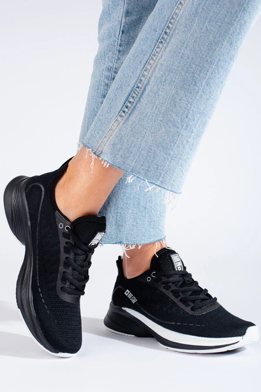 scarpe sportive nere con tacco...