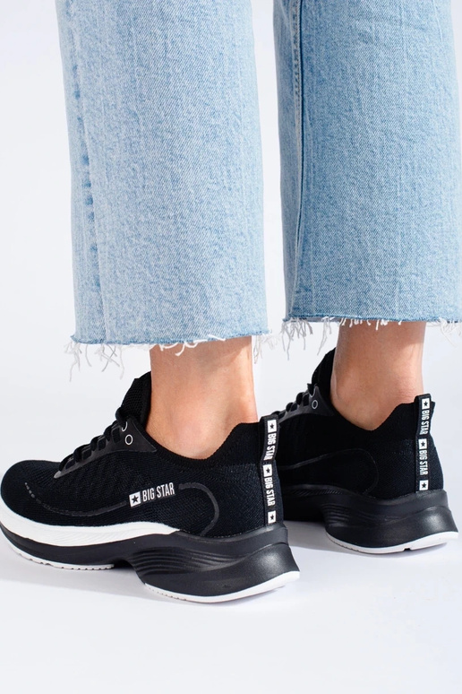 scarpe sportive nere con tacco...