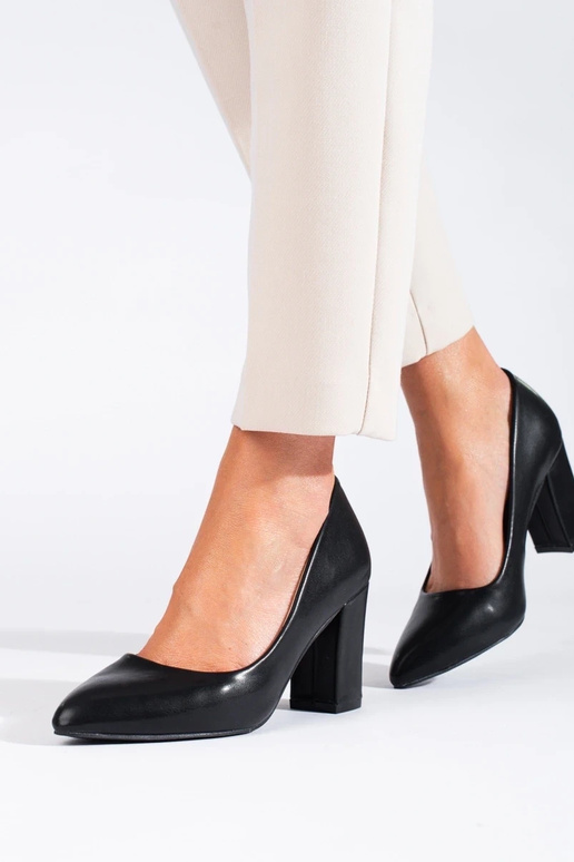 décolleté eleganti neri con tacco