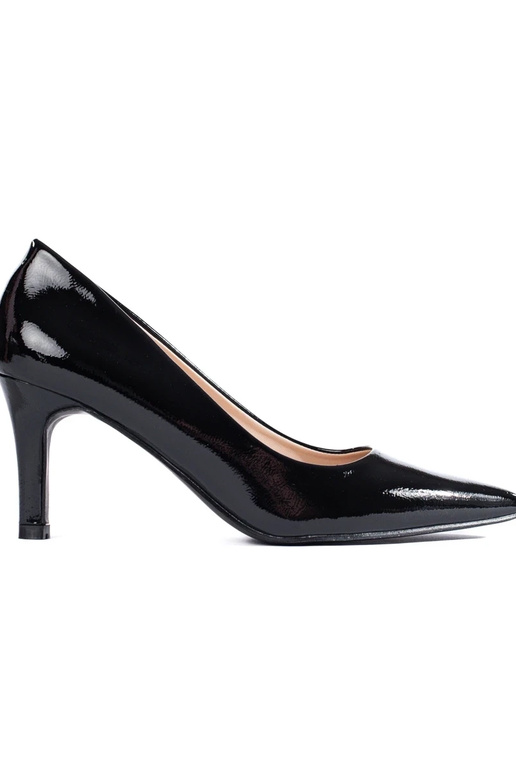 Modello classico con tacco alto... Modello classico con tacco alto...