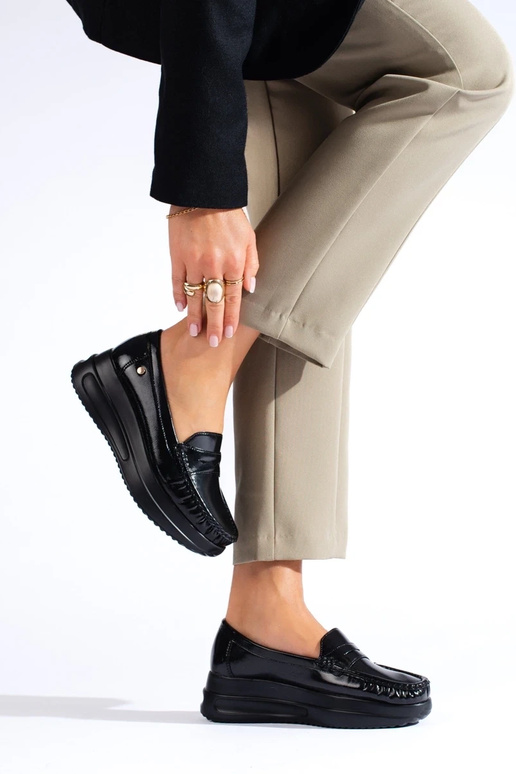 Mocassini neri effetto vernice con... Mocassini neri effetto vernice con...