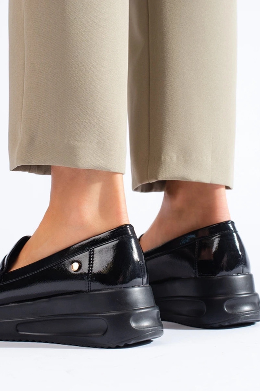 Mocassini neri effetto vernice con... Mocassini neri effetto vernice con...