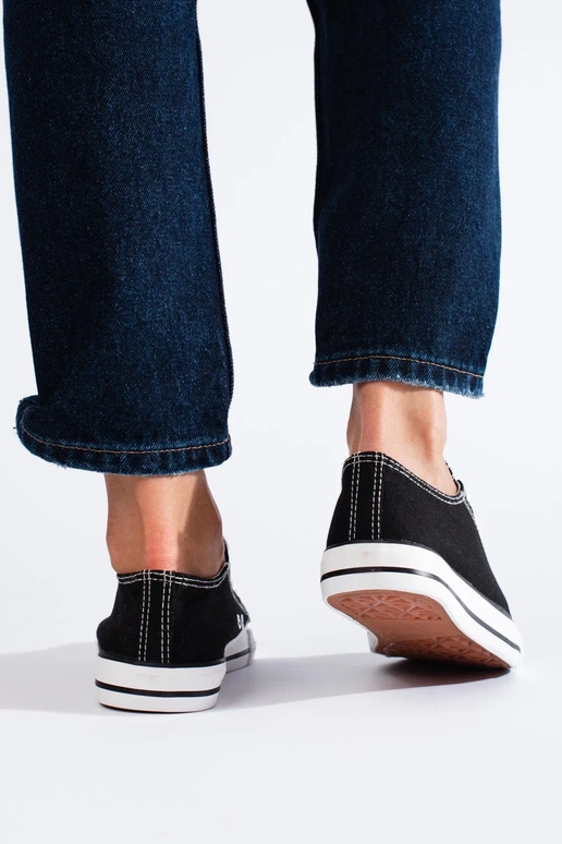 Scarpe Shelovet nere di un modello...