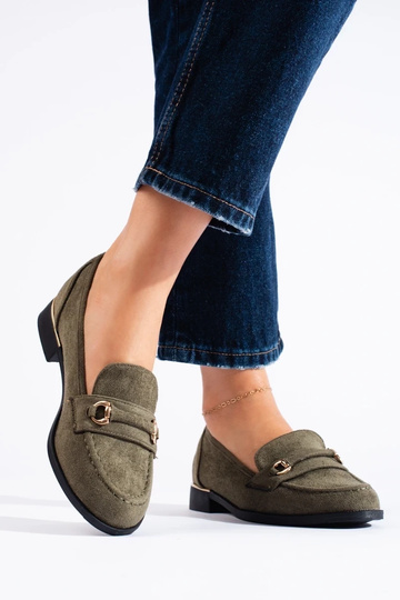 realizzata in pelle... 2