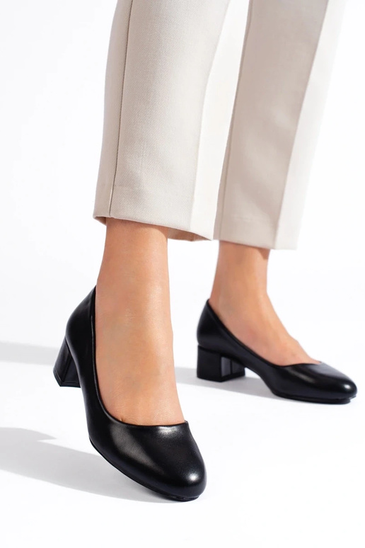 Scarpe nere col tacco alto