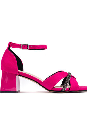 sandali in pelle scamosciata