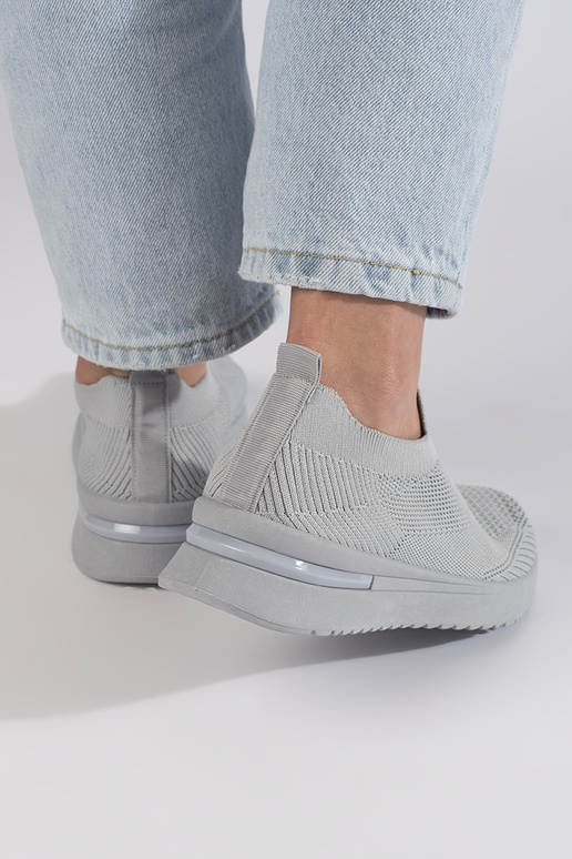 scarpe sportive grigie