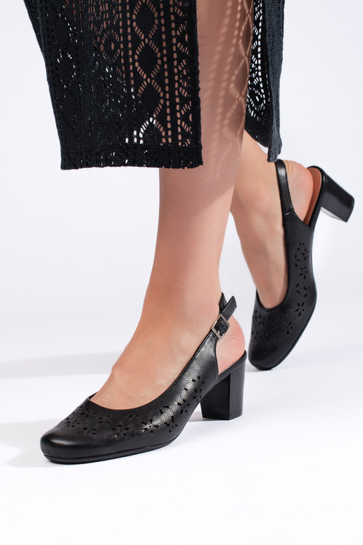 tacchi alti neri con elementi traforati