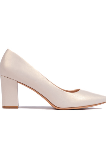 tacchi alti beige di Sergio...