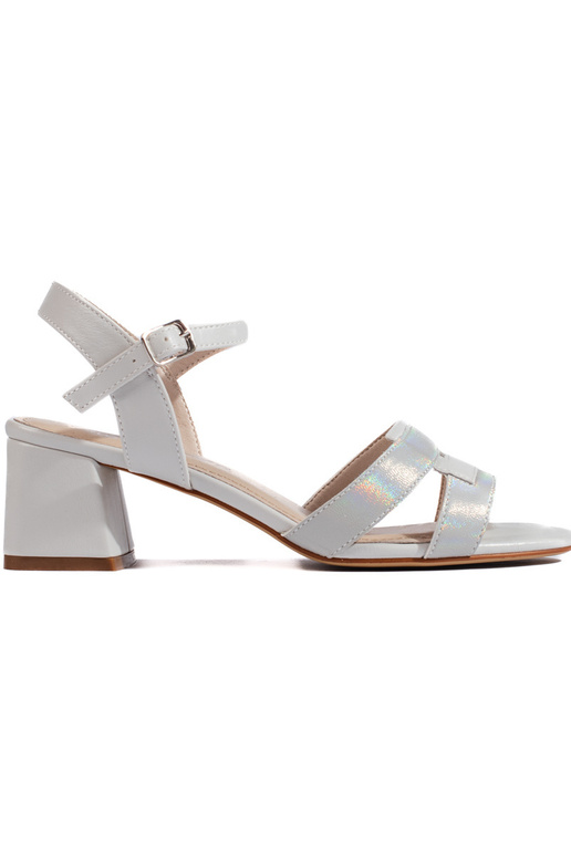 colore grigio połyskujące sandali...