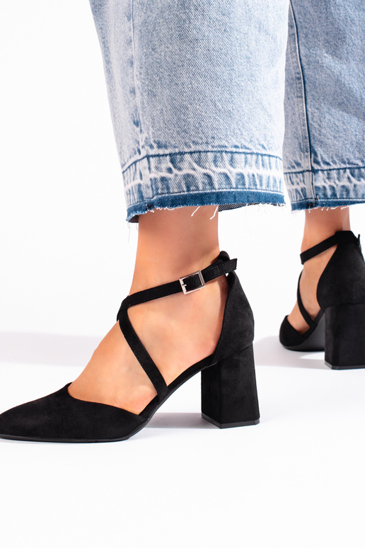 tacco alto in camoscio nero di Sergio...