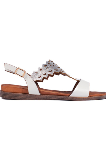 con elementi traforati di...