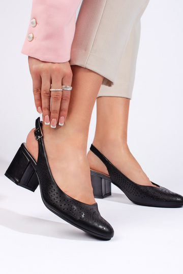 con elementi traforati,... 2