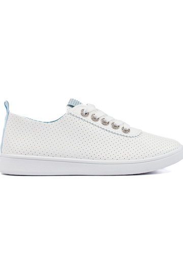 con elementi traforati,...