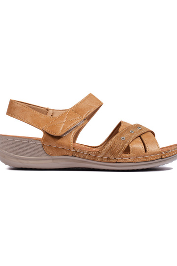 sandali con plateau
