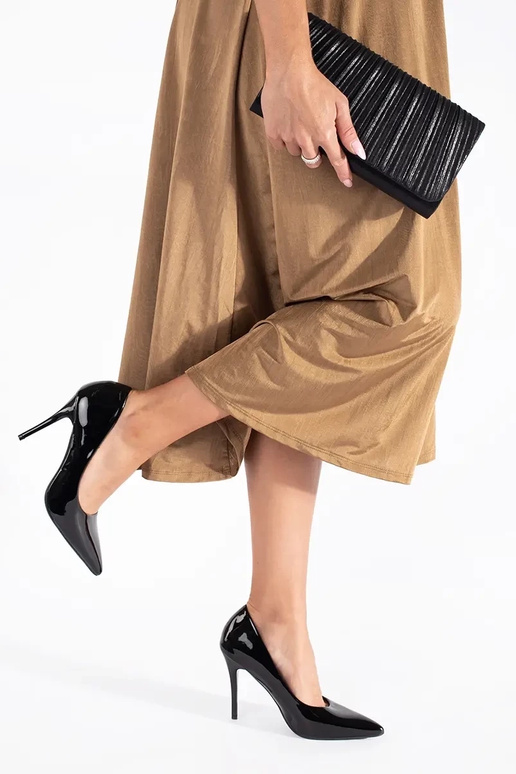 Modello classico tacco alto nero