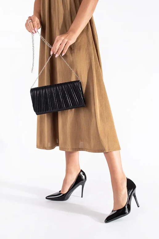 Modello classico tacco alto nero