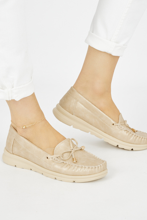 comodi mocassini color oro realizzati... comodi mocassini color oro realizzati...