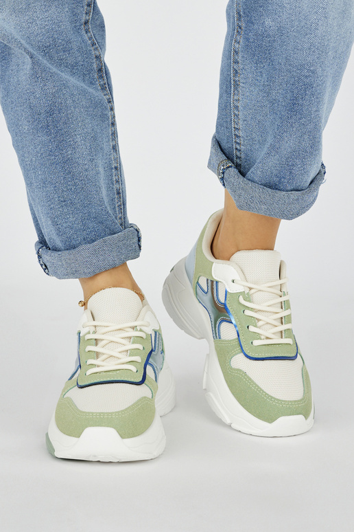 Scarpe per il tempo libero da donna... Scarpe per il tempo libero da donna...