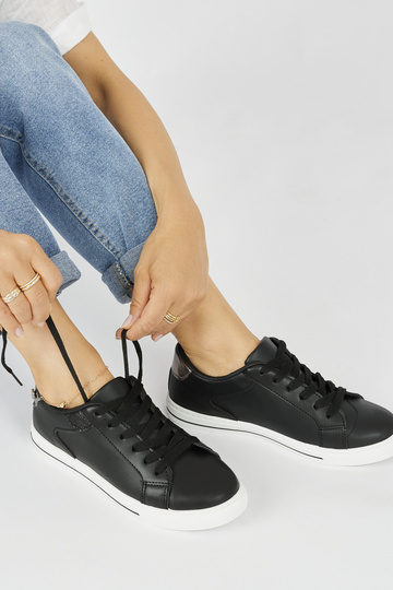 Scarpe sportive da donna... 2