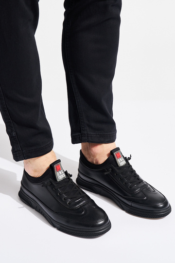 scarpe sportive da uomo di... 2