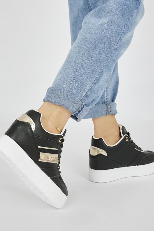 Scarpe modello sneakers nere con...