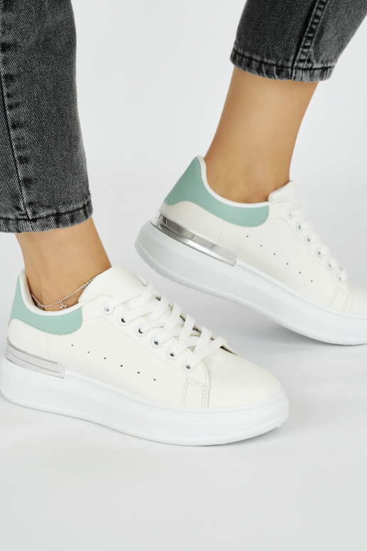 Sneakers da donna modello classico...