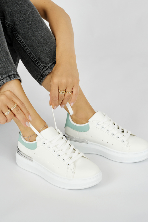 Sneakers da donna modello classico...