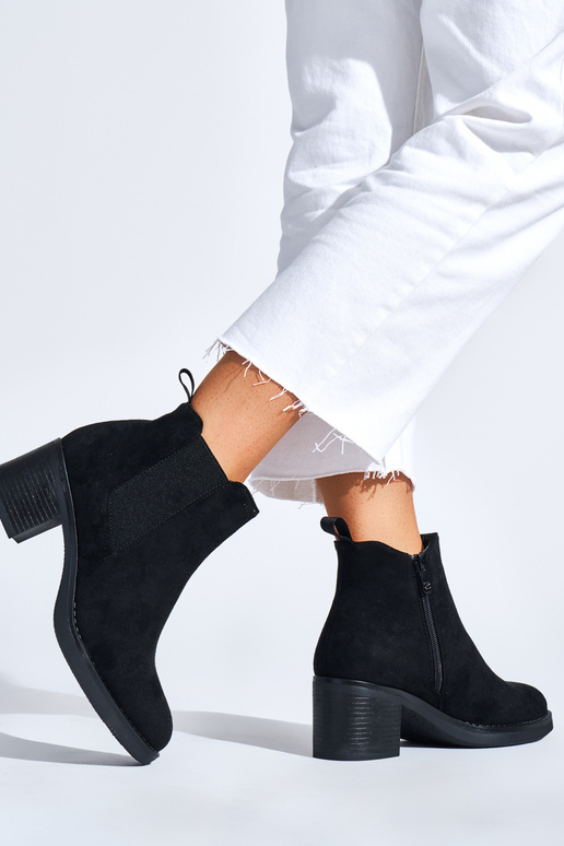 scarpe da donna classiche nere sul...