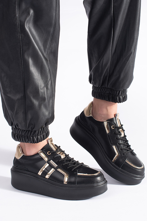 Scarpe modello Sneakers in pelle nera...