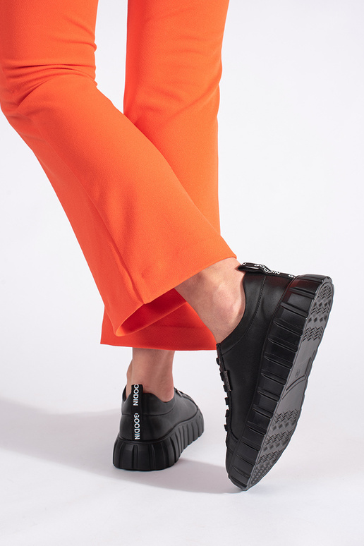 stivaletti in pelle nera con plateau