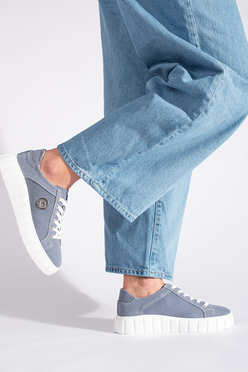 Stivaletti azzurri con... 2