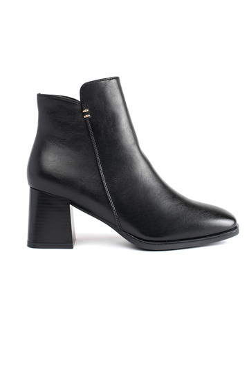 scarpe da donna nere con i...