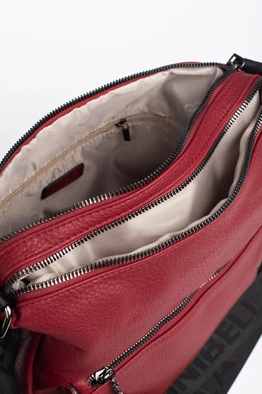 zaino rosso tipo borsetta da donna...