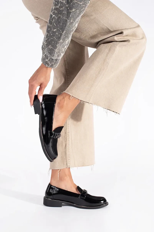 colore nero elegante mocassini da donna